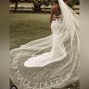 NWT Truly Madly Deeply Grace Loves Lace Veil Wedding Bride Cathedral